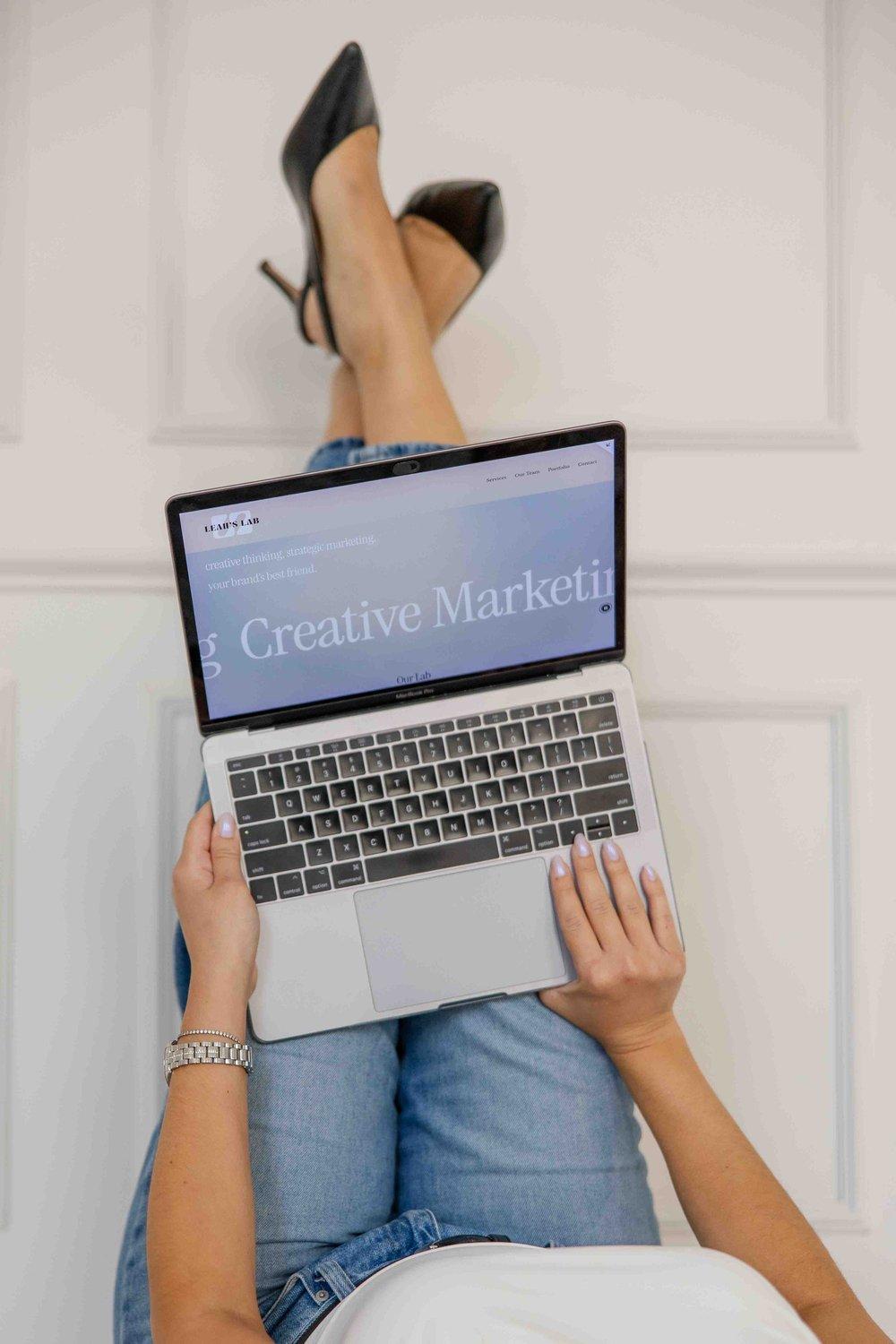 carousel-hero-element image-6