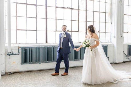 mobile - carousel-hero-element image-6