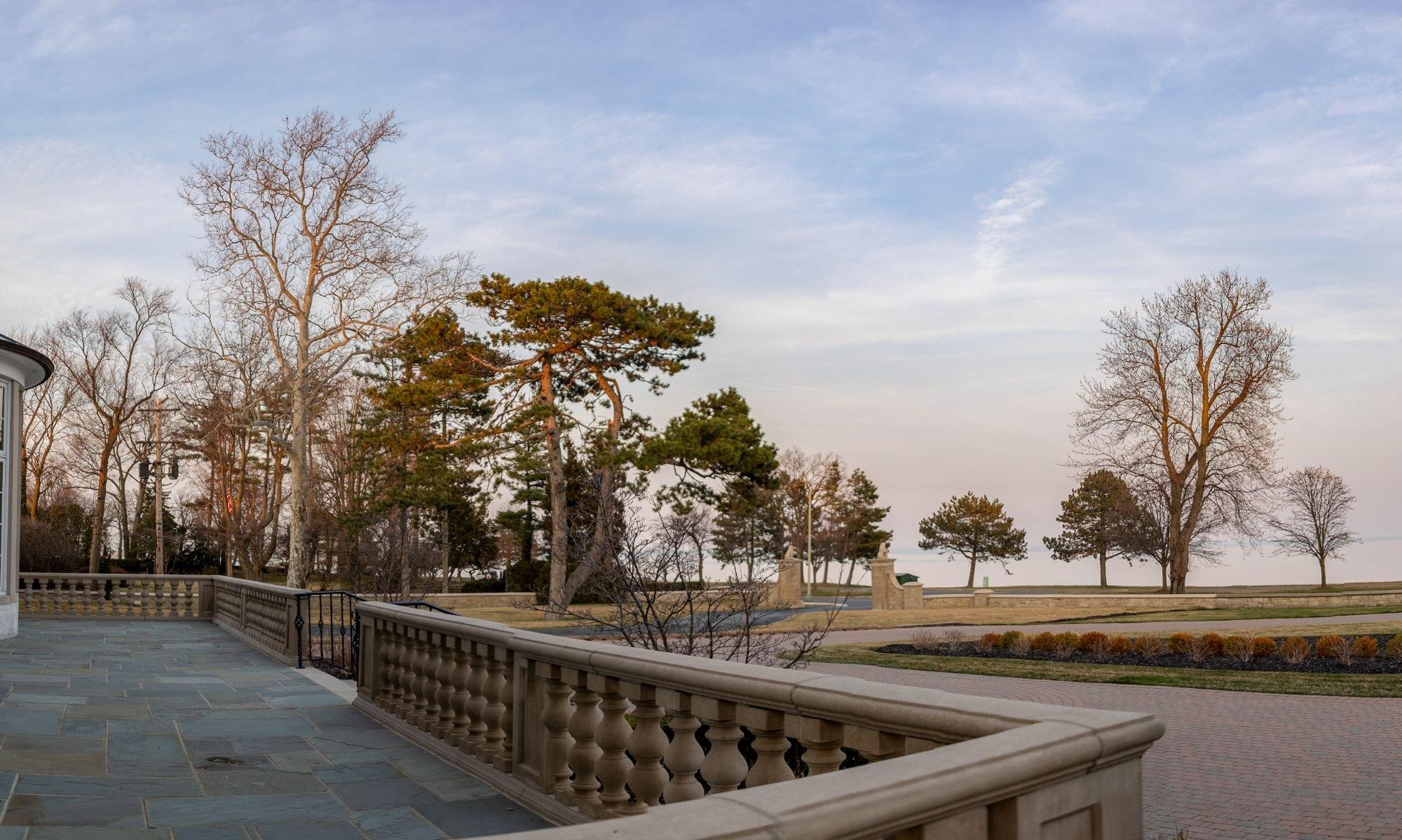 carousel-hero-element image-10