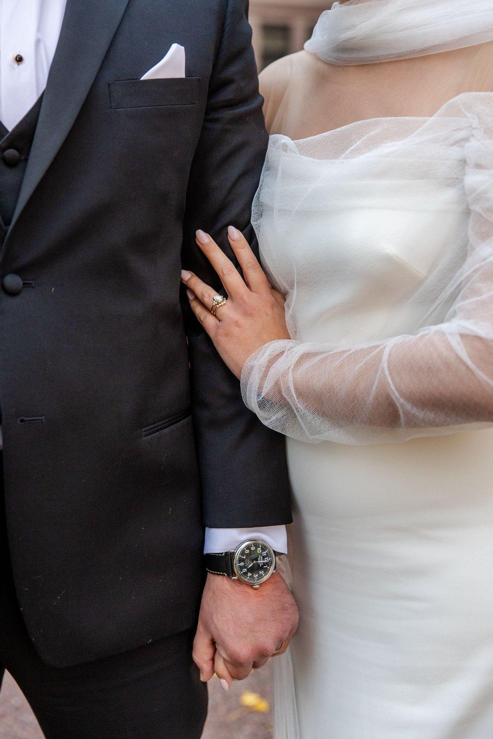 carousel-hero-element image-4