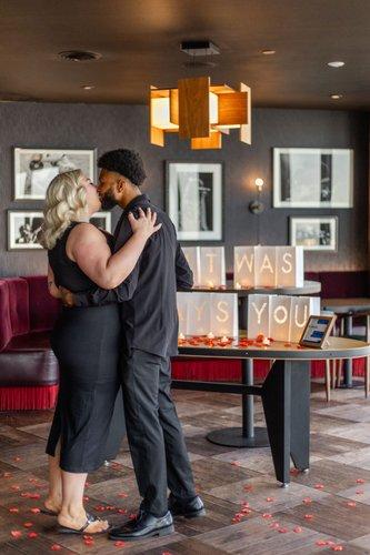 mobile - carousel-hero-element image-2