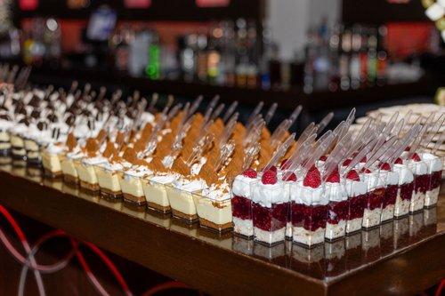 mobile - carousel-hero-element image-9